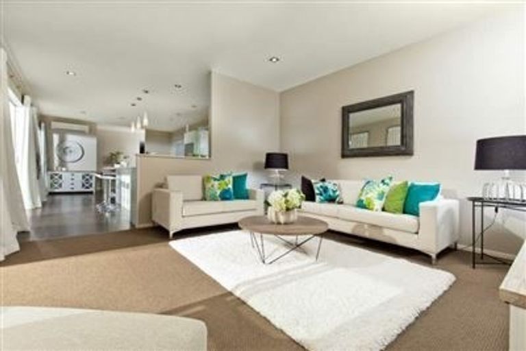 Photo of property in 49 Bernard Magnus Lane, Greenhithe, Auckland, 0632