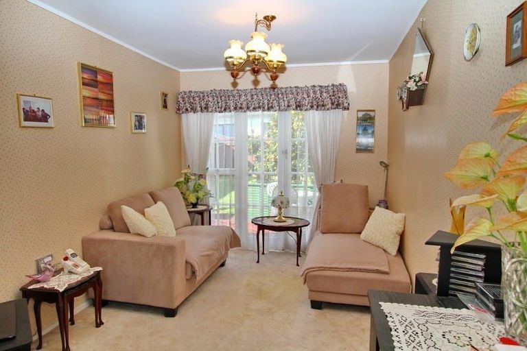 Photo of property in 4 Barbary Avenue, Kelston, Auckland, 0602