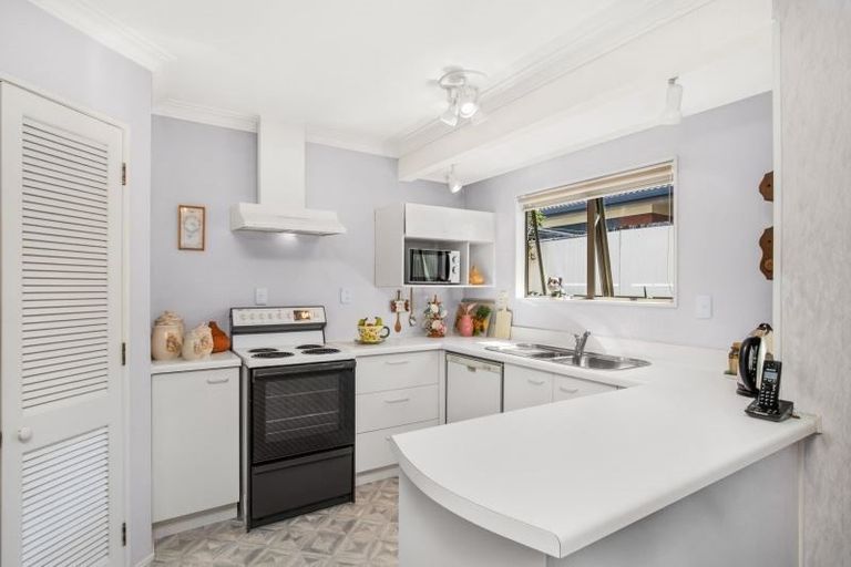 Photo of property in 1/34 Gills Avenue, Papakura, 2110