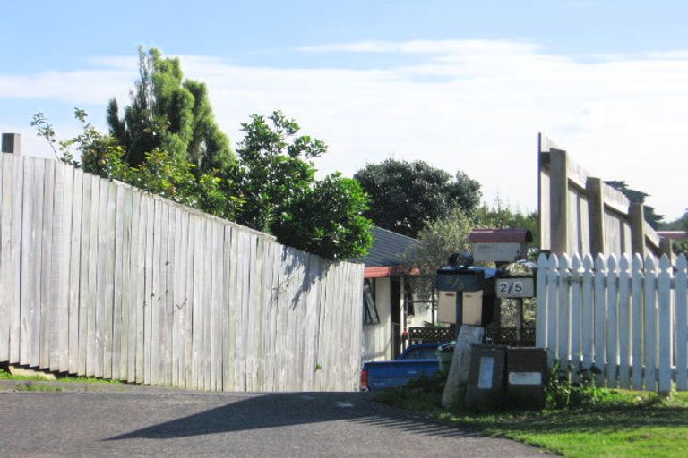 Photo of property in 7 Kimdale Place, Totara Heights, Auckland, 2105