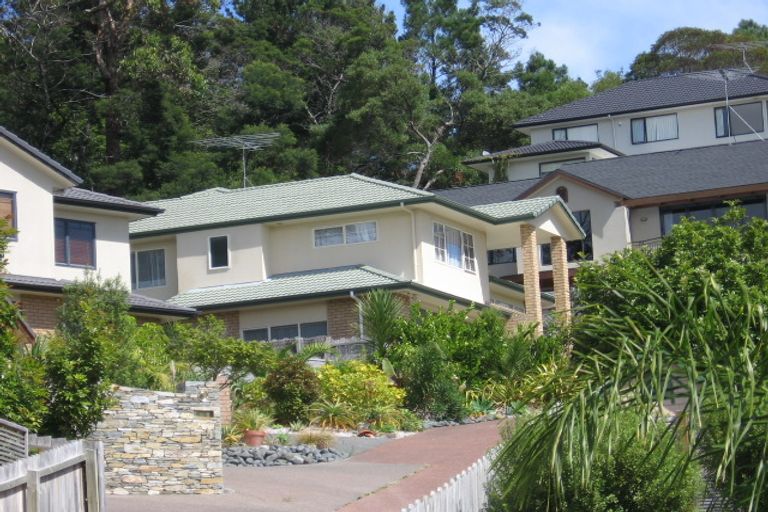 Photo of property in 25 Landvale Court, Browns Bay, Auckland, 0630
