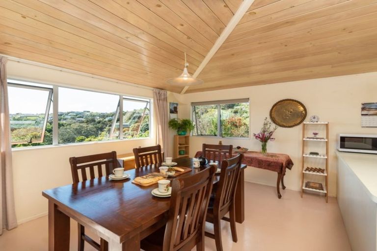 Photo of property in 7 Powells Road, Cable Bay, 0420