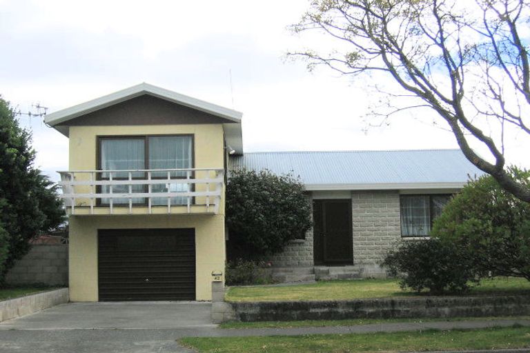 Photo of property in 42 Spriggs Crescent, Greenmeadows, Napier, 4112