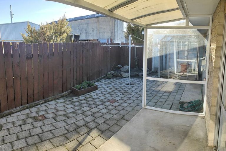 Photo of property in 14f Wesley Street, South Dunedin, Dunedin, 9012