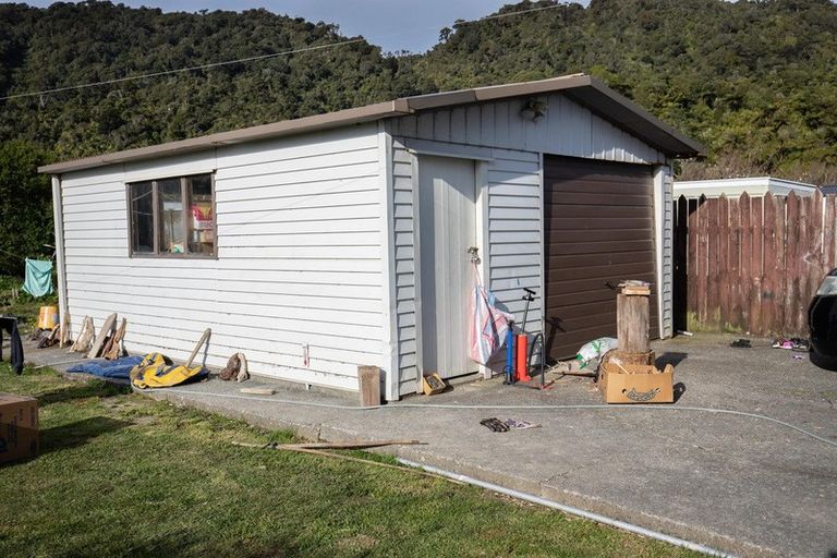 Photo of property in 9 Wickes Street, Cobden, Greymouth, 7802