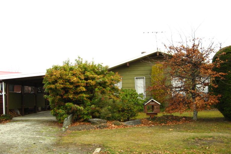 Photo of property in 16 Thomson Street, Arrowtown, 9302
