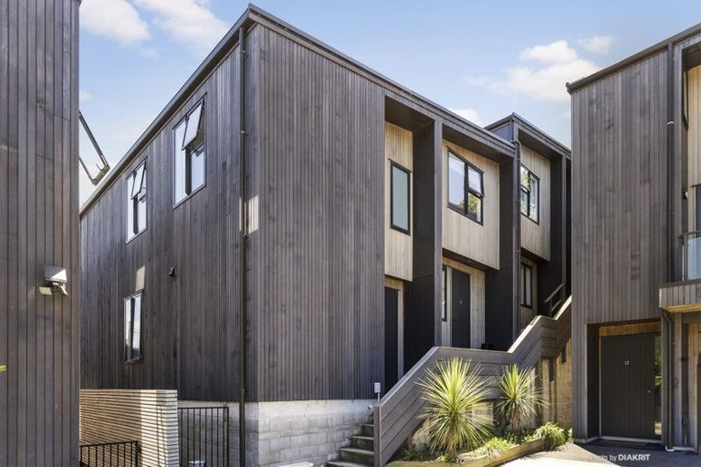 Photo of property in 14/20 Trent Street, Island Bay, Wellington, 6023