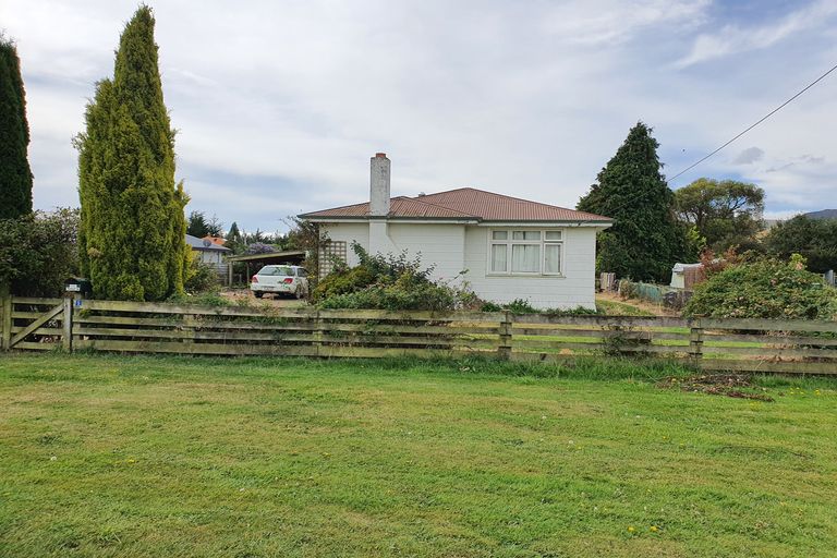 Photo of property in 5 Helena Street, Lumsden, 9730