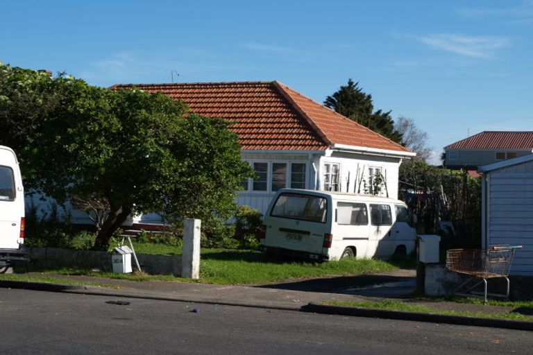 Photo of property in 2/30 Driver Road, Mangere East, Auckland, 2024