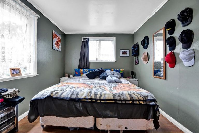 Photo of property in 2 Egmont Street, Patea, 4520