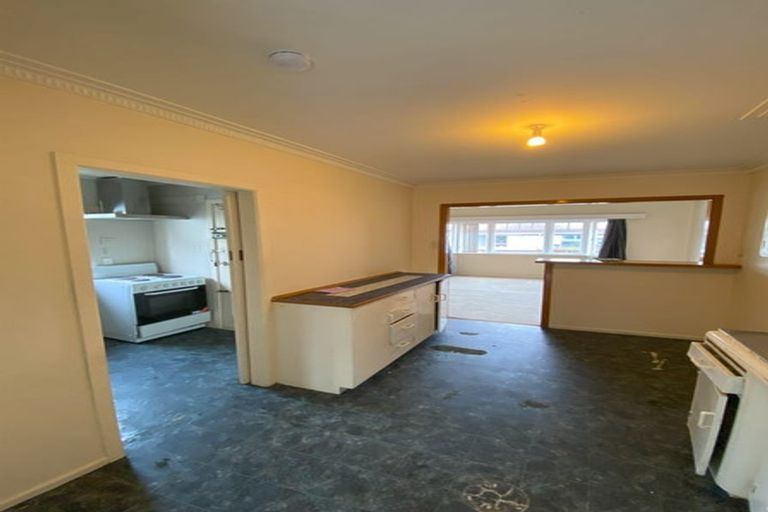 Photo of property in 1/3170 Great North Road, New Lynn, Auckland, 0600