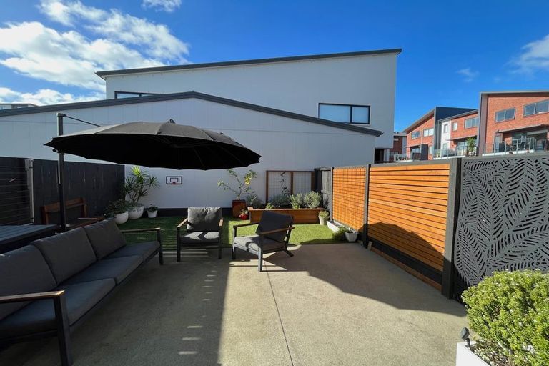 Photo of property in 22 Eyton Kay Road, Hobsonville, Auckland, 0616