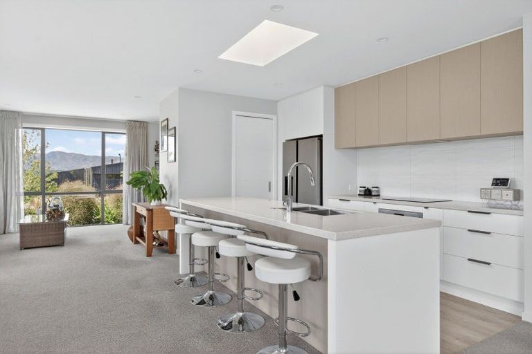 Photo of property in 11 Tahi Street, Albert Town, Wanaka, 9305