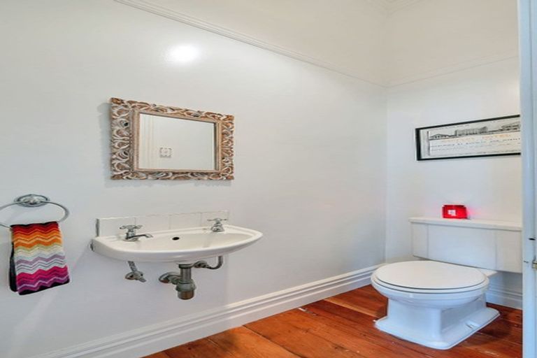 Photo of property in 23 Kowhai Street, Helensville, 0800