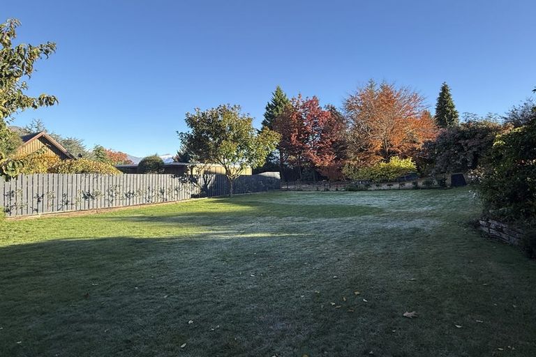Photo of property in 47 Hunter Crescent, Wanaka, 9305
