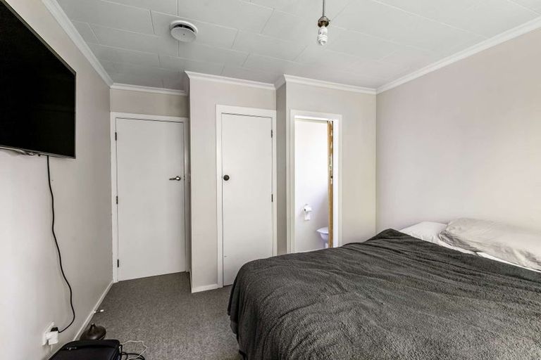 Photo of property in 21 Pararewa Drive, Whalers Gate, New Plymouth, 4310