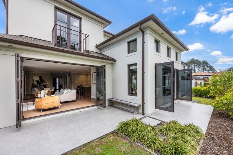 Photo of property in 9 St Andrews Way, Albany, Auckland, 0632