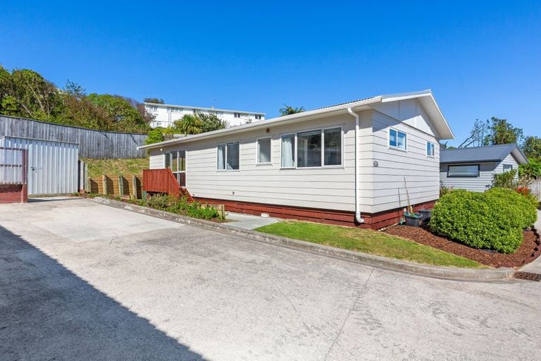 Photo of property in 60a Leicester Street, Cannons Creek, Porirua, 5024