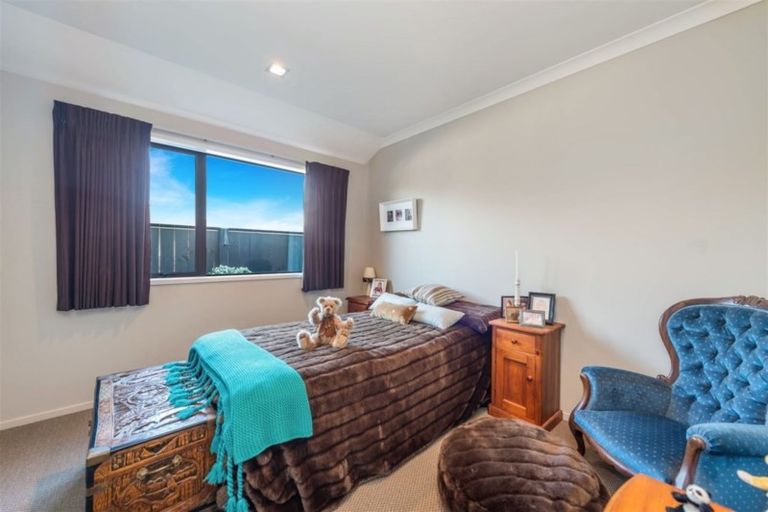 Photo of property in 64 Te Huia Drive, Flagstaff, Hamilton, 3210
