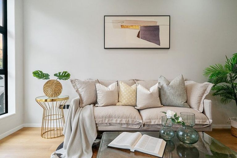 Photo of property in 13b Purata Place, Mangere Bridge, Auckland, 2022