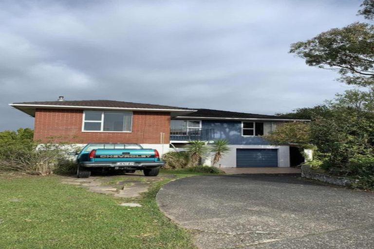 Photo of property in 36 Sartors Avenue, Northcross, Auckland, 0630