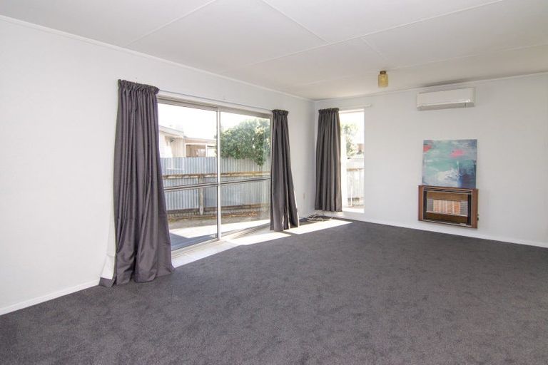 Photo of property in 19 Bendigo Street, Cloverlea, Palmerston North, 4412