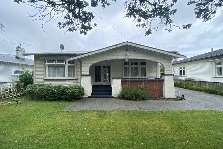 Photo of property in 9 Trafalgar Street, Waiwhetu, Lower Hutt, 5010