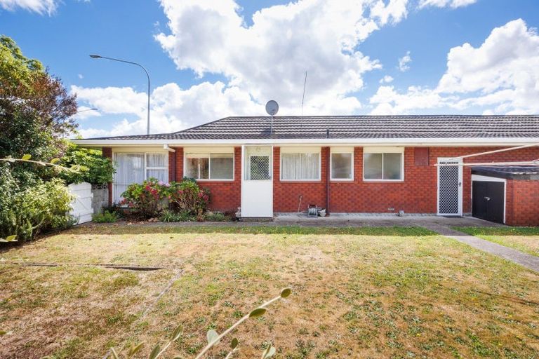 Photo of property in 23 Wallace Place, Hokowhitu, Palmerston North, 4410
