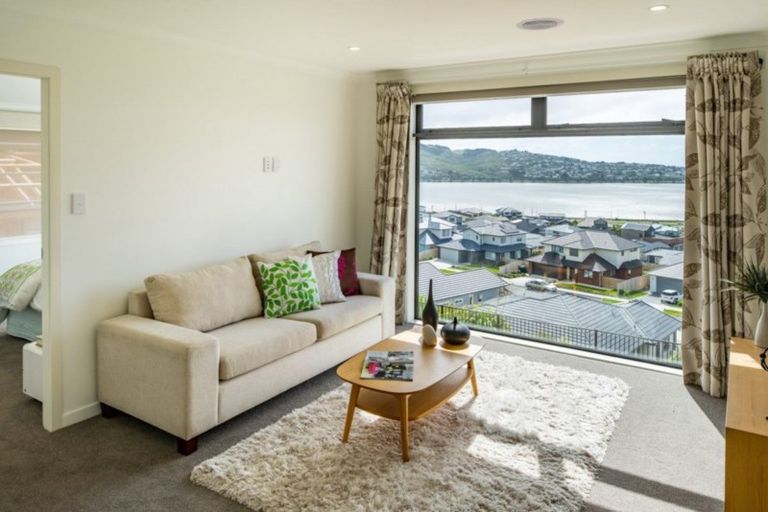 Photo of property in 22 Waitaria Terrace, Aotea, Porirua, 5024