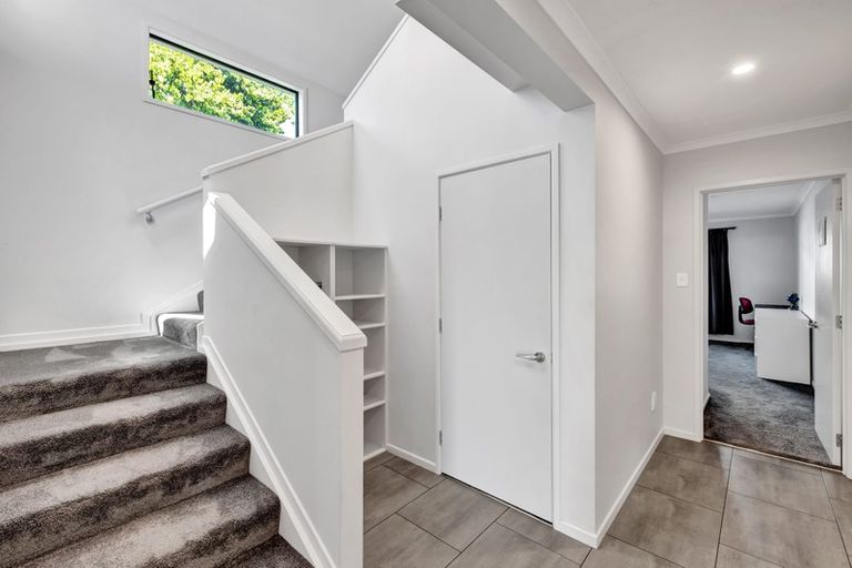 Photo of property in 44 Belt Road, Moturoa, New Plymouth, 4310