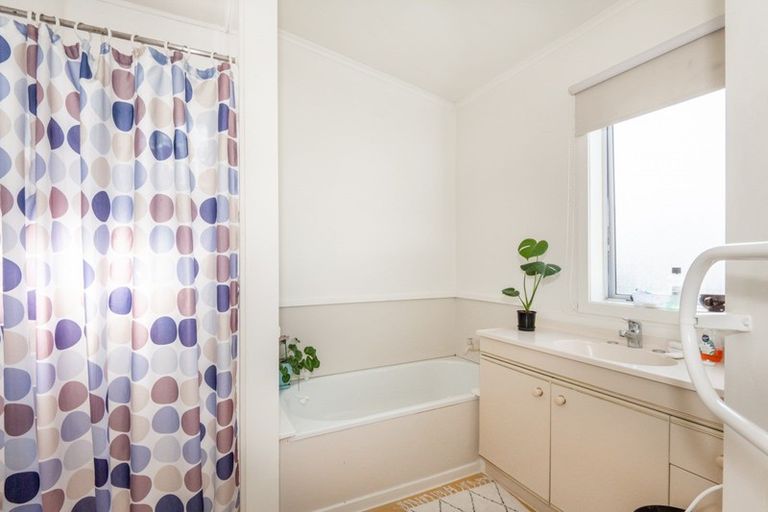 Photo of property in 915 Willowpark Road North, Mayfair, Hastings, 4122