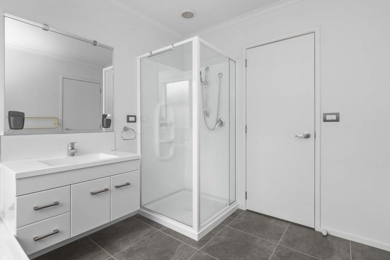 Photo of property in 30 Edgeview Crescent, Fitzroy, Hamilton, 3206