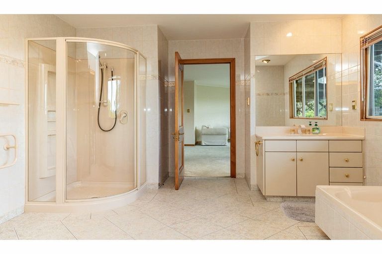 Photo of property in 1 The Lookout, Kerikeri, 0230