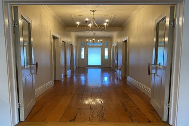 Photo of property in 29 Brentwood Avenue, Mount Eden, Auckland, 1024
