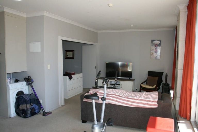 Photo of property in Mclean Towers, 3ge Shakespeare Road, Napier South, Napier, 4110
