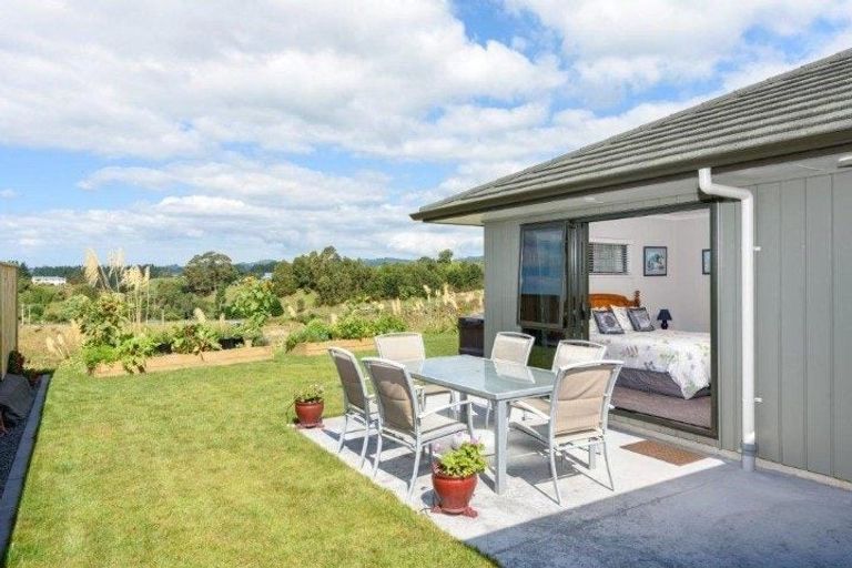 Photo of property in 8 Omapere Lane, Pyes Pa, Tauranga, 3112