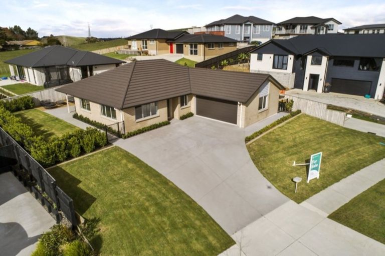 Photo of property in 64 Hillpark Drive, Pokeno, 2402