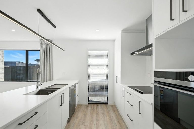 Photo of property in 11 Pitcaithly Street, Halswell, Christchurch, 8025