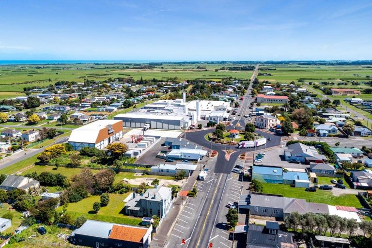 Photo of property in 58 South Road, Manaia, 4612