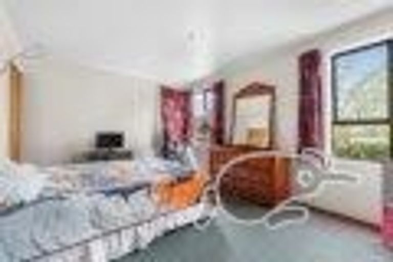 Photo of property in 17 Cameron Street, Papakura, 2110