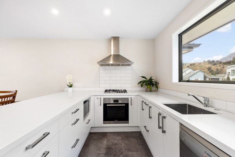 Photo of property in 73 Risinghurst Terrace, Lower Shotover, Queenstown, 9304