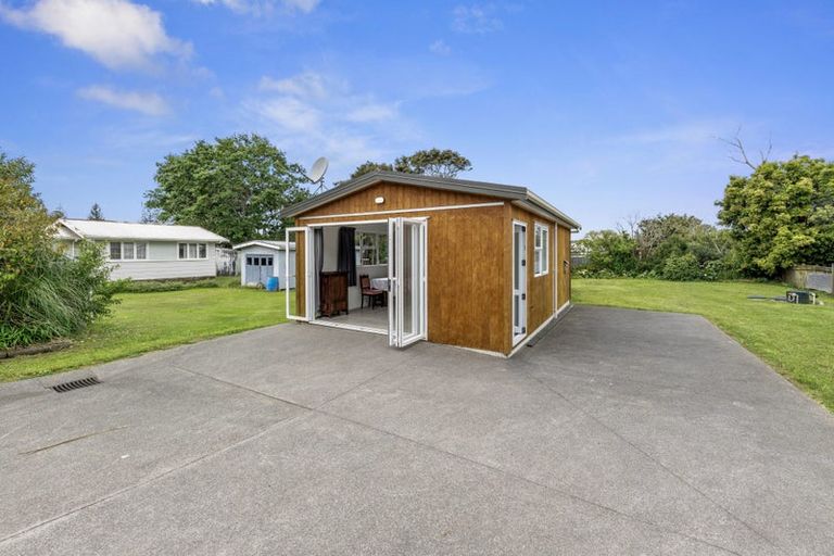 Photo of property in 78 Howard Road, Orere Point, Papakura, 2585
