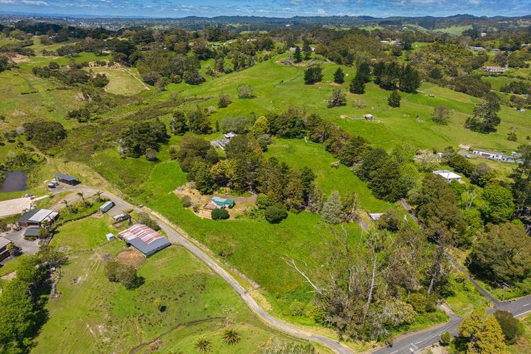 Photo of property in 40 Coulter Road, Swanson, Auckland, 0614
