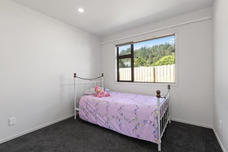 Photo of property in 18b Kairimu Street, Stokes Valley, Lower Hutt, 5019