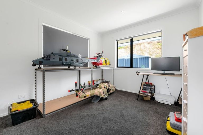 Photo of property in 411 Tuhikaramea Road, Temple View, Hamilton, 3290