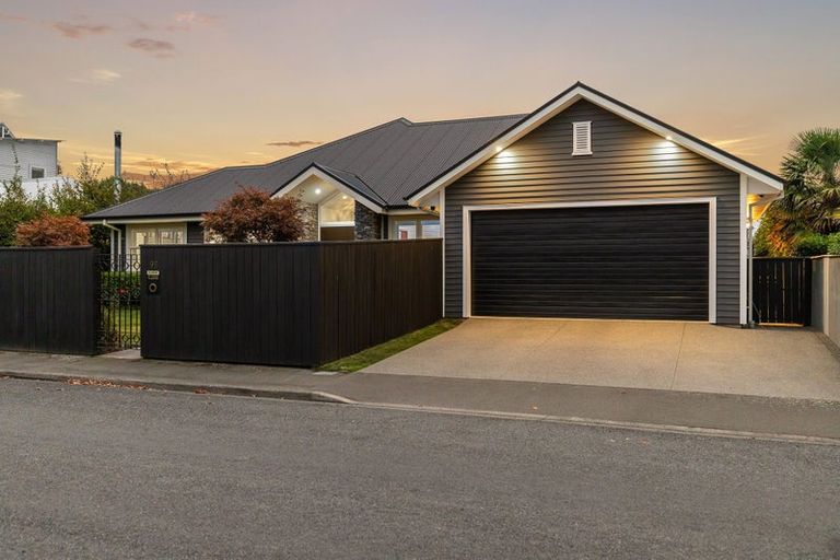 Photo of property in 95 Office Road, Merivale, Christchurch, 8014