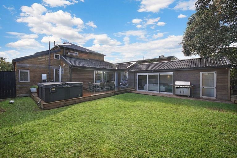 Photo of property in 3 Rewiti Avenue, Takapuna, Auckland, 0622