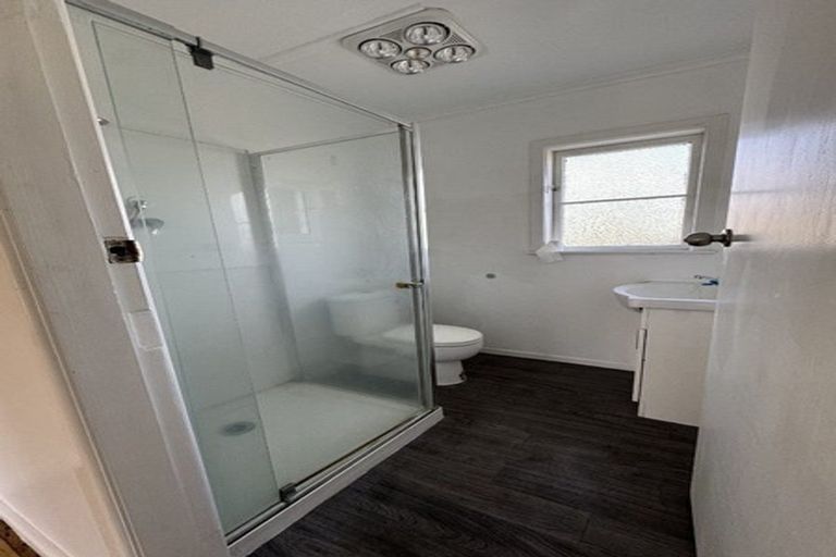 Photo of property in 66 Settlement Road, Papakura, 2110