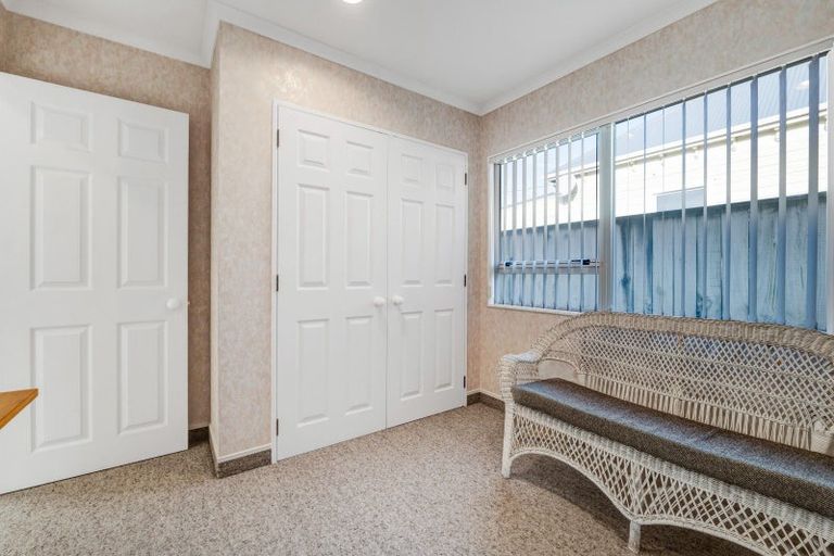 Photo of property in 164a Carrington Street, Lower Vogeltown, New Plymouth, 4310