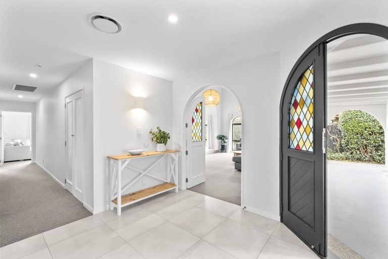 Photo of property in 56 Solway Avenue, Ilam, Christchurch, 8041